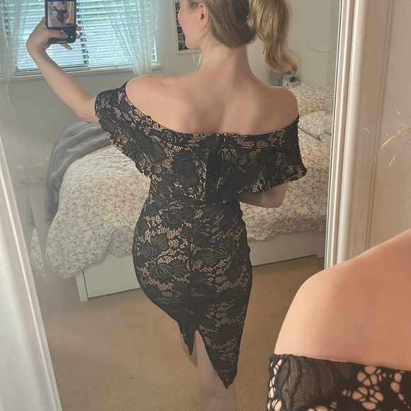 Lace Dress - Picture 3 of 3